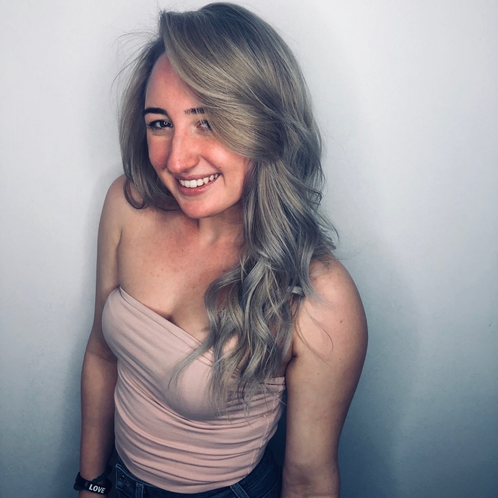 Meet your Posher, Lauren